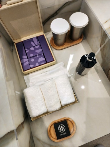 인스파이어 객실 내부 화장실 수건 어메니티