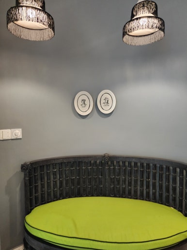 JW 메리어트 푸꾸옥 욕실, 대형 욕조와 샤워부스 분리된 고급 구성 JW Marriott Phu Quoc bathroom with separate shower booth and large bathtub